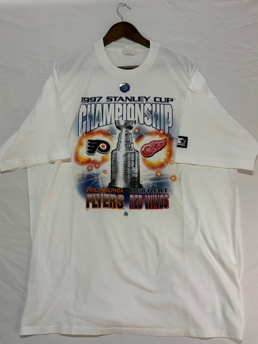 Vintage 1997 Stanley Cup Flyers Red Wings Starter NHL Tee XL White Mens